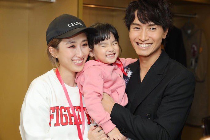 符曉薇婚後專注於照顧女兒。